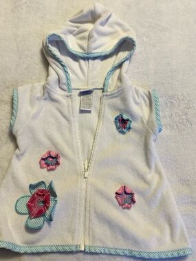 White Hooded Baby Bath Vest with Pink & Blue Flower Appliqués